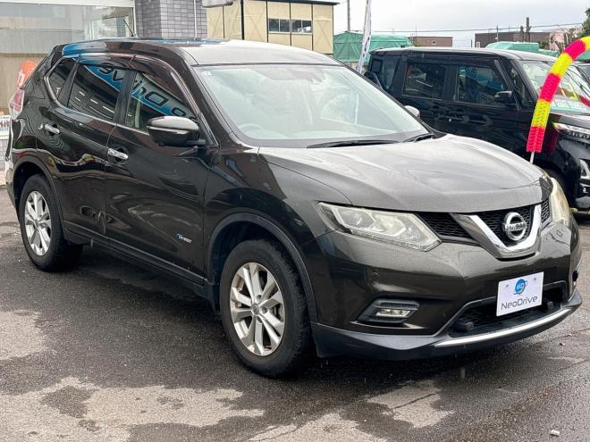 エクストレイル2.0 20XハイブリッドEブレーキPKG 4WD　ローンが不安な方＜優遇ローン＞本州仕入 寒冷地仕様 　純正ナビ　フルセグ 4WD 2000 5Dr