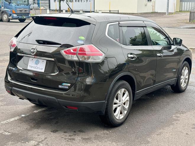 エクストレイル2.0 20XハイブリッドEブレーキPKG 4WD　ローンが不安な方＜優遇ローン＞本州仕入 寒冷地仕様 　純正ナビ　フルセグ 4WD 2000 5Dr