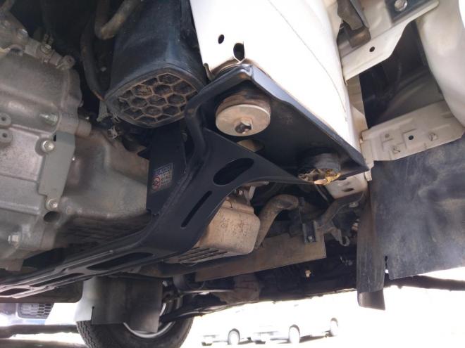 キャリーＫＣエアコン・パワステ パートタイム４ＷＤ　ＡＢＳ　オートマチック　エアコン　パワステ　ＣＤ　夏冬タイヤ付　荷台マット　ゲートプロテクター　車検令和１０年７月 4WD 660 2Dr