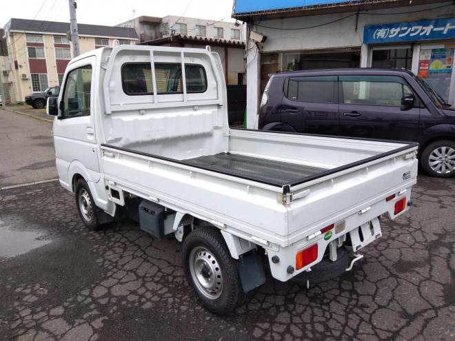 キャリーＫＣエアコン・パワステ パートタイム４ＷＤ　ＡＢＳ　オートマチック　エアコン　パワステ　ＣＤ　夏冬タイヤ付　荷台マット　ゲートプロテクター　車検令和１０年７月 4WD 660 2Dr