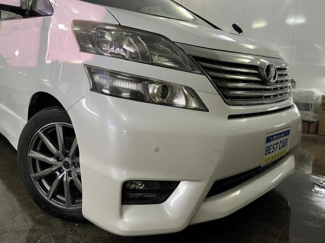 ヴェルファイア２．４Ｚ　寒冷地仕様　禁煙車　リアフリップダウンモニター　ＳＭＡＣＫ１８インチＡＷ　社外１６ＡＷ＋スタッドレスタイヤ付　パワースライドドア　純正ＨＤＤナビ　地デジ　ＤＶＤ再生　Ｂｌｕｅｔｏｏｔｈ　バックカメラ 4WD 2400 5Dr