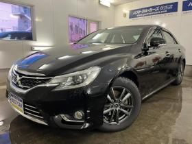マークX　プレミアム　Ｆｏｕｒ　最上級グレード　本州仕入　寒冷地仕様　禁煙車　純正ハーフレザーシート　両席シートヒーター　純正ナビ　フルセグ地デジ　Ｂｌｕｅｔｏｏｔｈオーディオ　ＤＶＤ再生　バックカメラ　ＨＩＤヘッドライト　ＥＴＣ 4WD 2500 4Dr
