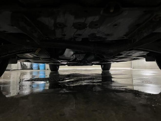 マークXプレミアム　Ｆｏｕｒ　最上級グレード　本州仕入　寒冷地仕様　禁煙車　純正ハーフレザーシート　両席シートヒーター　純正ナビ　フルセグ地デジ　Ｂｌｕｅｔｏｏｔｈオーディオ　ＤＶＤ再生　バックカメラ　ＨＩＤヘッドライト　ＥＴＣ 4WD 2500 4Dr
