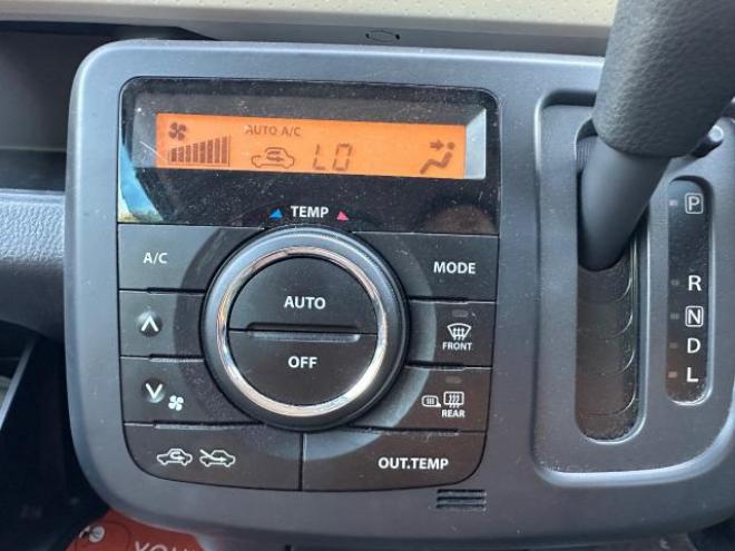 モコ4WD X FOUR  フルセグナビ　バックカメラ　Bluetooth DVD再生　スマートキー 4WD 660 5Dr