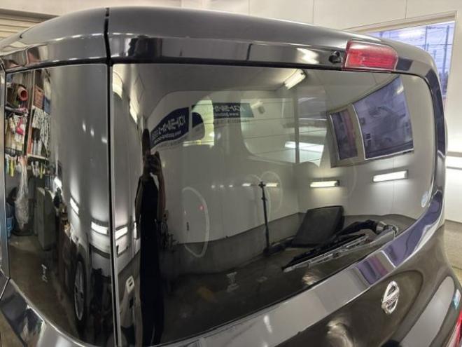 キューブ１５Ｘ　Ｆｏｕｒ　インディゴ＋プラズマ　ワンオーナー　禁煙車　Ｂｌｕｅｔｏｏｔｈ　純正ナビ　地デジ　ＤＶＤ再生　バックカメラ　インテリジェントキー　純正１５インチＡＷ　スタッドレスタイヤ付　ドライブレコーダー　純正ドアバイザー　ＥＴＣ 4WD 1500 5Dr