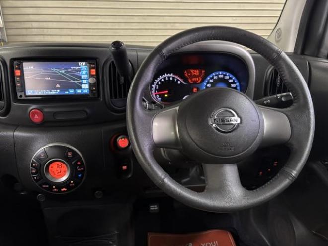 キューブ１５Ｘ　Ｆｏｕｒ　インディゴ＋プラズマ　ワンオーナー　禁煙車　Ｂｌｕｅｔｏｏｔｈ　純正ナビ　地デジ　ＤＶＤ再生　バックカメラ　インテリジェントキー　純正１５インチＡＷ　スタッドレスタイヤ付　ドライブレコーダー　純正ドアバイザー　ＥＴＣ 4WD 1500 5Dr