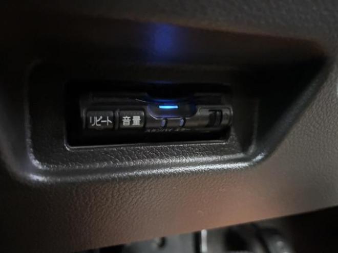 キューブ１５Ｘ　Ｆｏｕｒ　インディゴ＋プラズマ　ワンオーナー　禁煙車　Ｂｌｕｅｔｏｏｔｈ　純正ナビ　地デジ　ＤＶＤ再生　バックカメラ　インテリジェントキー　純正１５インチＡＷ　スタッドレスタイヤ付　ドライブレコーダー　純正ドアバイザー　ＥＴＣ 4WD 1500 5Dr