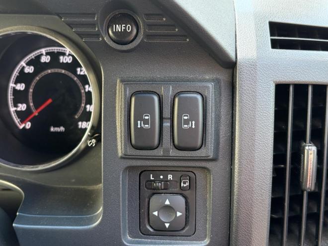 デリカD5 2.2DT Dパワーパッケージ 4WD ローンが不安な方＜優遇ローン＞ 本州仕入 寒冷地仕様 ナビ　後席モニター 4WD 2300 5Dr