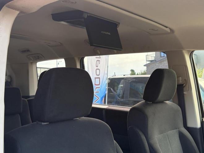 デリカD5 2.2DT Dパワーパッケージ 4WD ローンが不安な方＜優遇ローン＞ 本州仕入 寒冷地仕様 ナビ　後席モニター 4WD 2300 5Dr