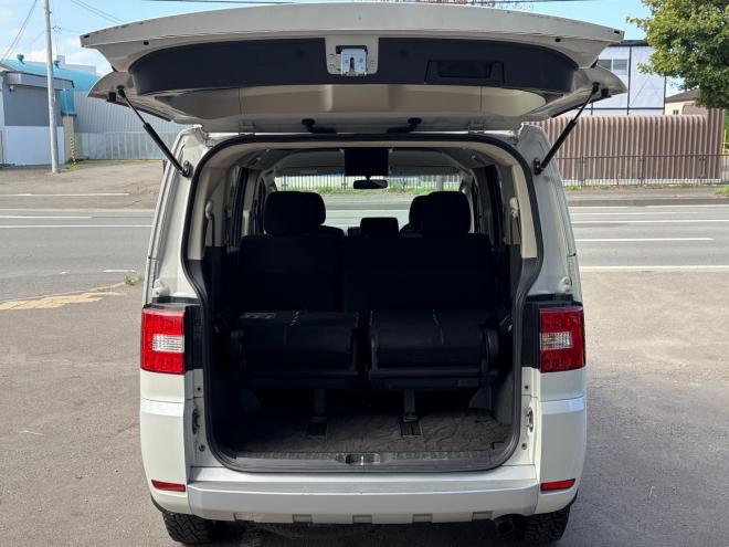 デリカD5 2.2DT Dパワーパッケージ 4WD ローンが不安な方＜優遇ローン＞ 本州仕入 寒冷地仕様 ナビ　後席モニター 4WD 2300 5Dr