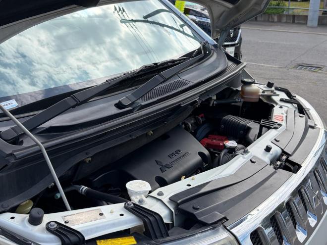 デリカD5 2.2DT Dパワーパッケージ 4WD ローンが不安な方＜優遇ローン＞ 本州仕入 寒冷地仕様 ナビ　後席モニター 4WD 2300 5Dr