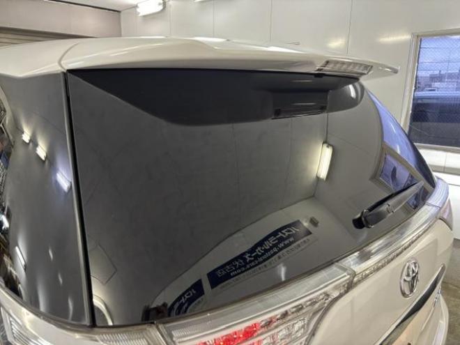 エスティマアエラス　プレミアムエディション　本州仕入　禁煙車　パワーバックドア　両側パワースライドドア　純正ナビ　地デジ　Ｂｌｕｅｔｏｏｔｈ　バックカメラ　純正ブラックハーフレザーシート　純正１８インチＡＷ　社外１６ＡＷ＋スタッドレスタイヤ付 4WD 2400 5Dr