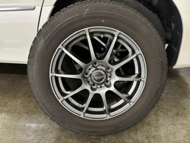 エスティマアエラス　プレミアムエディション　本州仕入　禁煙車　パワーバックドア　両側パワースライドドア　純正ナビ　地デジ　Ｂｌｕｅｔｏｏｔｈ　バックカメラ　純正ブラックハーフレザーシート　純正１８インチＡＷ　社外１６ＡＷ＋スタッドレスタイヤ付 4WD 2400 5Dr