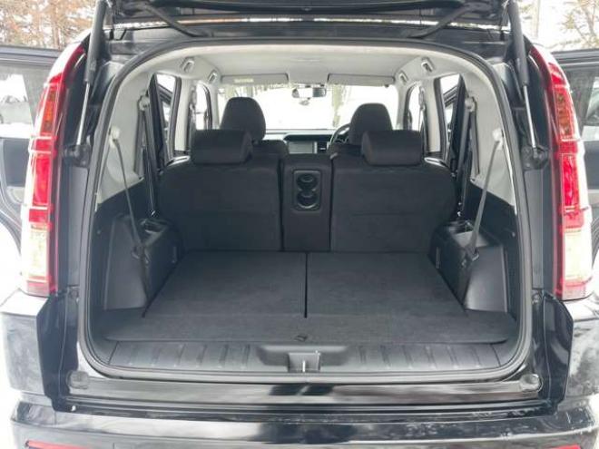 クロスロード2.0 20X HIDエディション 4WD　パワステ　パワーウィンドウ　アルミホイール　エアコン　ABS　バックカメラ　キーレスエントリー　3列シート　盗難防止装置　横滑り防止装置　ディスチャージドランプ　全塗装済 2000