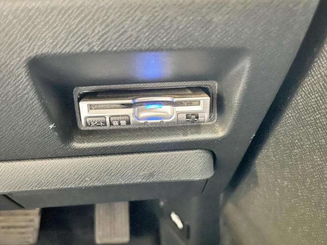 ステップワゴン2.0スパーダZ 4WD 5年保証 スマキー ナビTV 両側パワスラ ETC Bカメ ドラレコ 自社認証工場 車検整備2年付 修復歴無 寒冷地仕様 禁煙