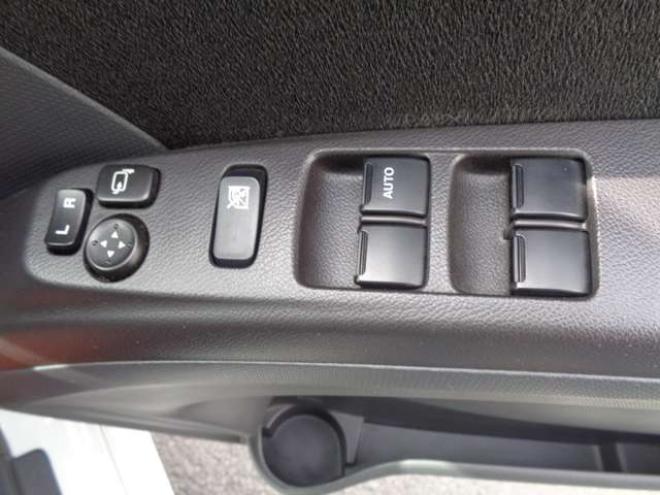 ソリオ1.2 X 4WD　片側パワースライドドア　スマートキー　ワンセグナビ　運転席シートヒーター 1200