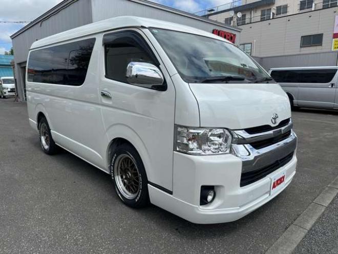 ハイエース2.7 GL ロング ミドルルーフ 4WD　プッシュスタート ETC パワースライドドア 前後ドラレコ 9インチナビ バックカメラ　フルセグTV DVD Bluetooth　フリップダウンモニター ベッドキット ワーク17AW　サブウーファー リアヒーター&クーラー 2700