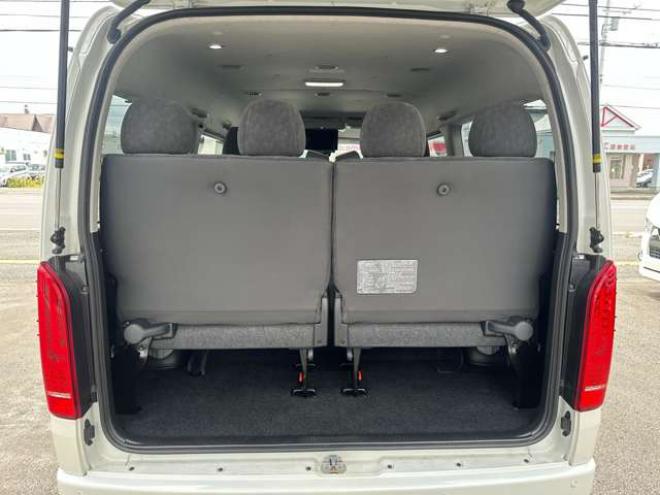 ハイエース2.7 GL ロング ファインテックツアラー 4WD　プッシュスタート　両側パワースライドドア　オートハイビーム ETC2.0 パノラマミックビュー ディスプレイオーディオ バックカメラ　Bluetooth　フルセグTV リアヒーター&クーラーコントローラー ルーフスピーカー 2700