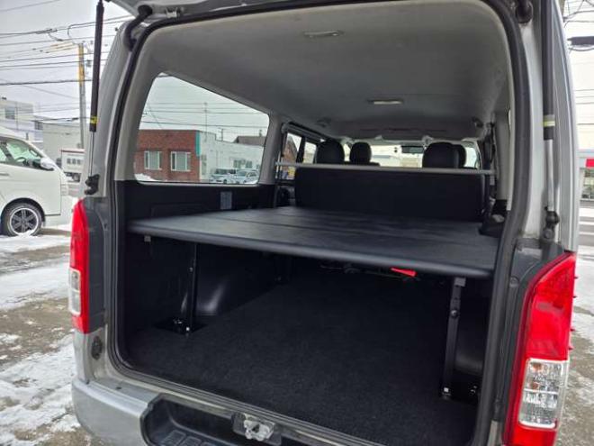 ハイエースバン2.8 スーパーGL ロング ディーゼルターボ 4WD　リアクーラー&ヒーター　プッシュスタート　スマートキー　　ベッドキッド LEDヘッドライト横滑り防止　衝突被害軽減　車線逸脱　トヨタ純正ナビ　フルセグTV　Bluetooth　Bカメラトヨタ純正リアモニター　ETC 2800