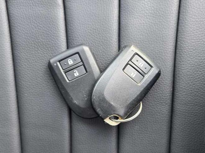 ハイエースバン2.8 スーパーGL ロング ディーゼルターボ 4WD　リアクーラー&ヒーター　プッシュスタート　スマートキー　　ベッドキッド LEDヘッドライト横滑り防止　衝突被害軽減　車線逸脱　トヨタ純正ナビ　フルセグTV　Bluetooth　Bカメラトヨタ純正リアモニター　ETC 2800