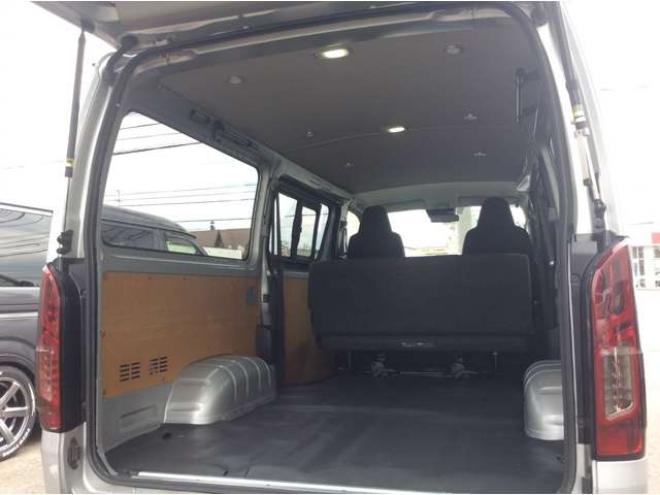 ハイエースバン2.8 DX ロング GLパッケージ ディーゼルターボ 4WD　キーレス　両側スライドドア　415SAFARI丸目キッド　衝突被害軽減システム　車線逸脱防止　横滑り防止装置　パワーヒート　オートマチックハイビーム　バックカメラ　メモリナビ　フルセグTV　　電動格納ミラー 2800