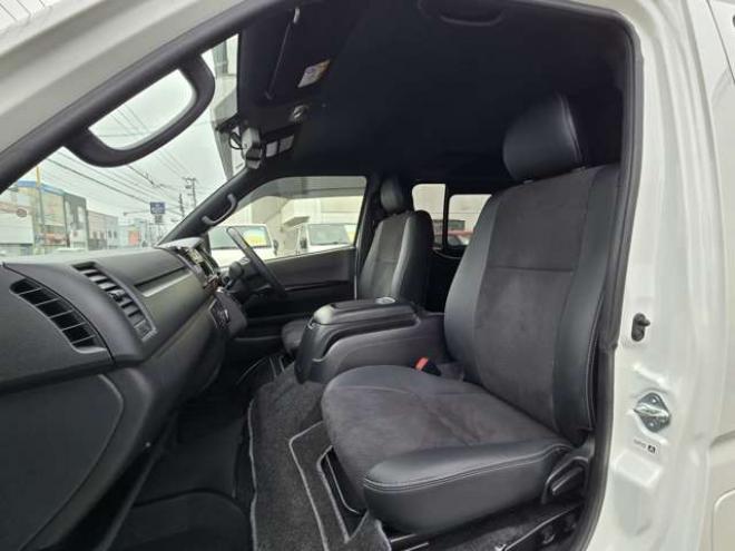 ハイエースバン2.8 スーパーGL ダークプライムII ロングボディ ディーゼルターボ 4WD　ESSEX FスポイラーVer3&サイドライナー&リアライナー　ESSEX　フロアマッド　ENCD17インチAW　ヨコハマPARADA17インチ　ハーフレザーシート　プッシュスタート　スマートキー　リアヒーター 2800