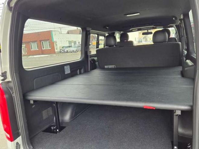 ハイエースバン2.8 スーパーGL ダークプライムII ロングボディ ディーゼルターボ 4WD　ESSEX FスポイラーVer3&サイドライナー&リアライナー　ESSEX　フロアマッド　ENCD17インチAW　ヨコハマPARADA17インチ　ハーフレザーシート　プッシュスタート　スマートキー　リアヒーター 2800