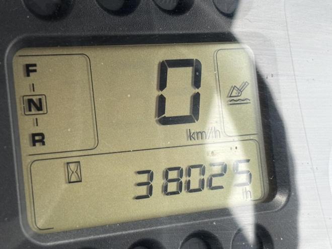 ホイールローダ日立　ZW80　稼働時間3803H　車検付