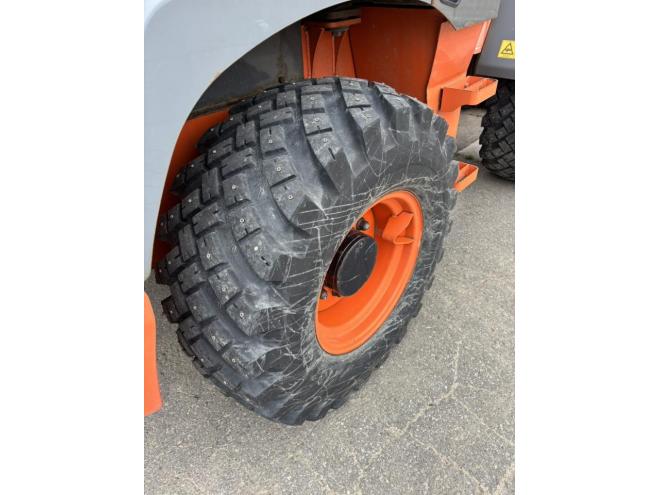 ホイールローダ日立　ZW80　稼働時間3803H　車検付
