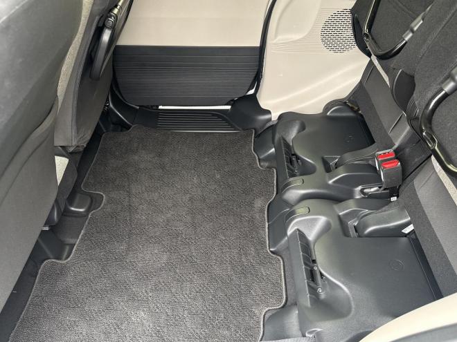 N-BOX660 4WD ローンが不安な方＜優遇ローン＞本州仕入　寒冷地仕様 純正オーディオ 4WD 660 5Dr