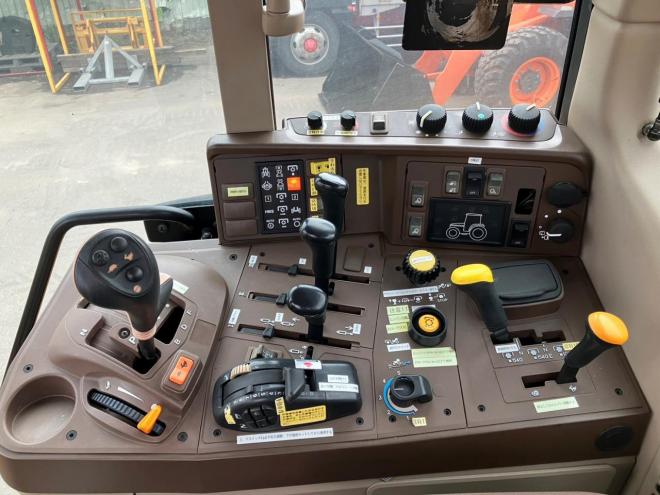 トラクタージョンデア　中古　6320 premium　