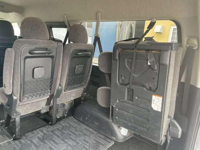 ハイエース2.7 GL ロング ミドルルーフ 4WD　4WD　トヨタセーフティーセンス　フロントリアヒーター　左側パワースライド 2700