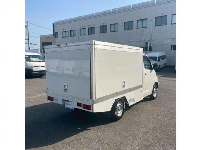 タウンエーストラック1.5 DX Xエディション シングルジャストロー 三方開 4WD　4WD　作業用車両　バックモニター　純正ナビ 1500