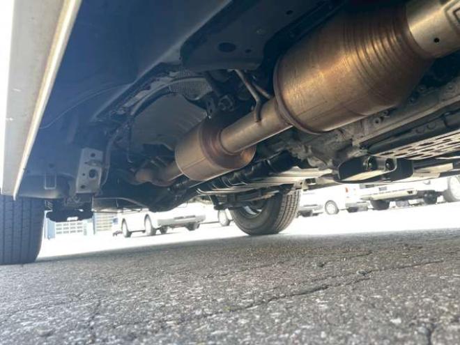 ハイエースバン2.8 ウェルキャブ Bタイプ ロング ディーゼルターボ 4WD　4WD　寒冷地仕様　10人乗り(車いす2基+8人)　パワースライドドア　リヤクーラー　リヤヒーター 福祉車両 2800