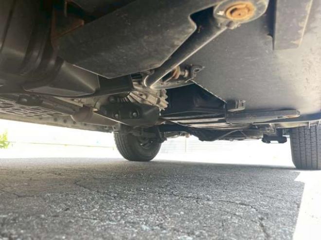 ハイエースバン2.8 ウェルキャブ Bタイプ ロング ディーゼルターボ 4WD　4WD　寒冷地仕様　10人乗り(車いす2基+8人)　パワースライドドア　リヤクーラー　リヤヒーター 福祉車両 2800
