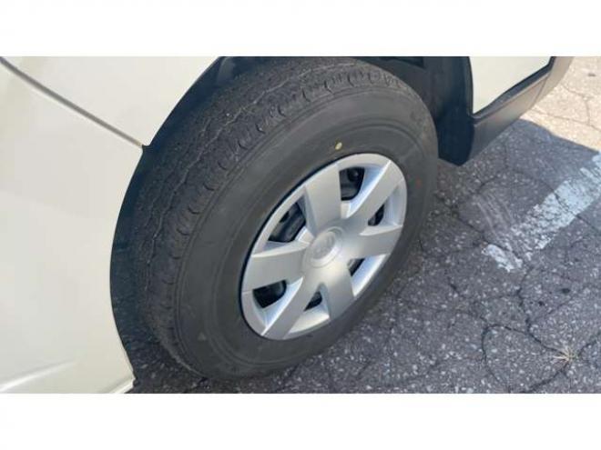 ハイエースバン2.8 DX ロング ディーゼルターボ 4WD　4WD　トヨタセーフティーセンス　寒冷地仕様　フロントリアヒーター　両側スライドドア 2800
