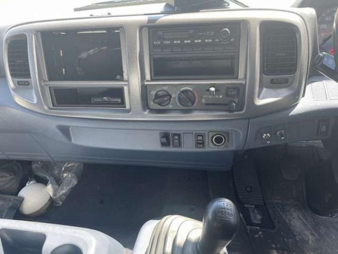 レンジャー平ボディ　PB-FD7JPFA　 2WD 6400
