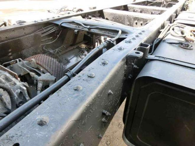 ギガキャブ付シャーシ　PDG-CYY77V8　 2WD 9830