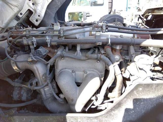 ギガ粉粒体運搬車　QKG-CYY77A 極東開発工業　 2WD 9830
