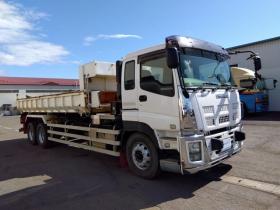 ギガ　ダンプ　QKG-CYZ77A　 2WD 9830