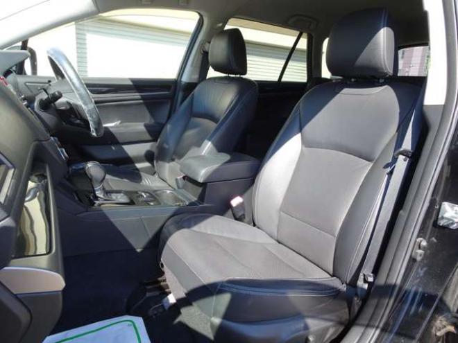 レガシィアウトバック 2.5 リミテッド 4WD　本州車　保証1年/走行距離無制限　4WD　アイサイトVer3　本革シート　パワーバックドア　全席シートヒーター　バックカメラ パワーシート ハーマンカードンサウンドシステム　シートメモリー 冬タイヤ付き LEDライト 2500