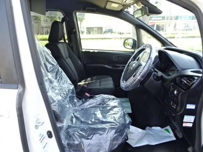 ヴォクシー2.0 ZS 4WD　本州車　保証1年/走行距離無制限　4WD　後期　純正10インチナビ　フリップダウンモニタ　両側パワースライドドア　　地デジ　バックカメラ　LEDヘッドライト　AUTOHIビーム　スマートキー　クルコン 2000