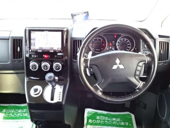デリカD：5 2.2 D パワーパッケージ ディーゼルターボ 4WD　本州車　保証1年/走行距離無制限　4WD　2.2ディーゼルターボ　両側パワースライドドア　パワーバックドア　8型ナビ　地デジ　バックカメラ　フロント・サイドカメラ　フリップダウンモニター　ETC 18インチアルミ 2300