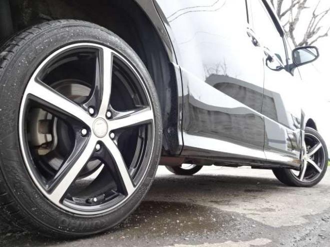 ヴォクシー2.0 ZS 煌 4WD　本州車　保証1年/走行距離無制限　4WD　後期　トヨタセーフティセンス　両側パワースライドドア　純正ナビ　地デジ　バックカメラ　エンジンスターター　LEDヘッドライト　ドライブレコーダー　AUTOHIビーム 2000