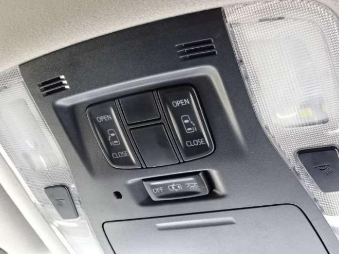 アルファード2.5 S 4WD　本州車　保証1年/走行距離無制限　4WD　両側パワースライドドア　社外9型ナビ　地デジ　バックカメラ　Bluetooth接続　LEDヘッドライト　前後ドライブレコーダー　ビルトインETC　冬タイヤ付属　純正18インチアルミ 2500
