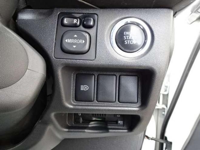 ハイエースバン2.8 スーパーGL ロング ディーゼルターボ 4WD　本州車　4WD　プッシュスタート　スマートキー　オートマチックハイビーム　ETC　MID　GRCIA　WHEEL　バックカメラ　リヤヒーター　リヤエアコン　AC100V　冬タイヤ付属 2800