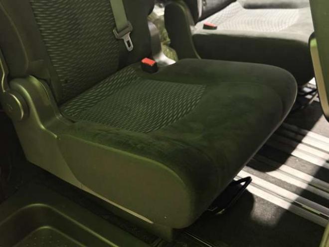 セレナ2.0 20X 4WD　防錆塗装4WDエンスタBカメETC積込タイヤ 2000
