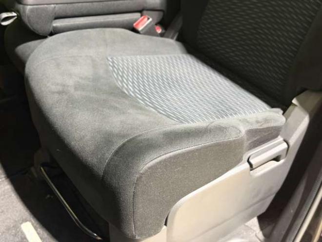 セレナ2.0 20X 4WD　防錆塗装4WDエンスタBカメETC積込タイヤ 2000