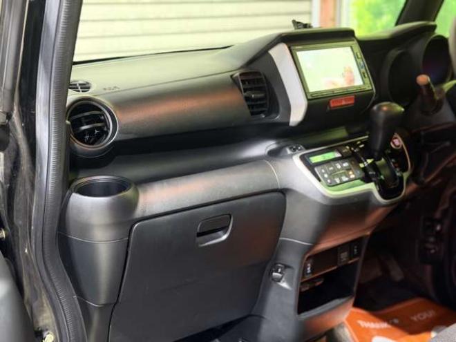 N-BOXG Lパッケージ 4WD　防錆塗装4WDTVナビBカメETC 660