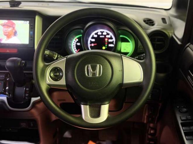 N-BOXG Lパッケージ 4WD　防錆塗装4WDTVナビBカメETC 660